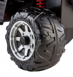 Polaris rzr feature traction wheels